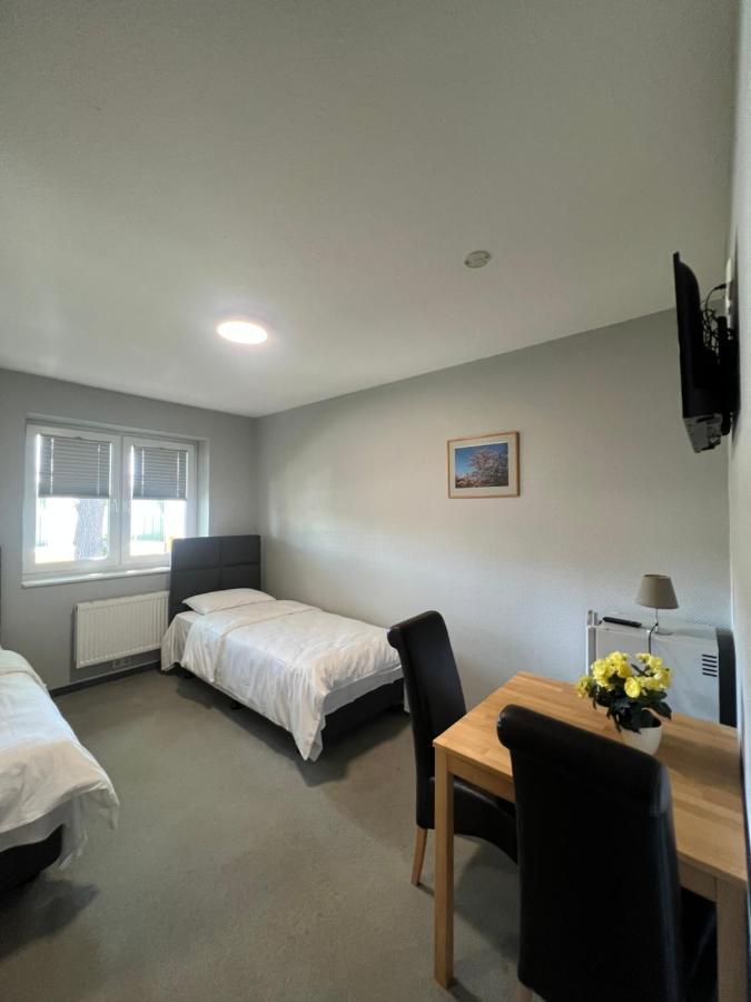 Neumünster Motel Am Outletcenter מראה חיצוני תמונה